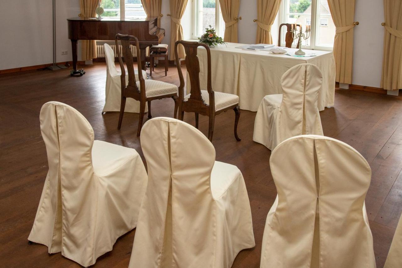 Gaestehaus Der Rochow Akademie Hotel 2*